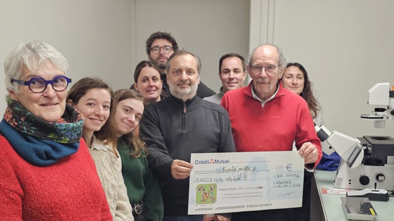 Remise de chèque au Labo CRCI2NA, équipe 9-CHILD, Nantes.