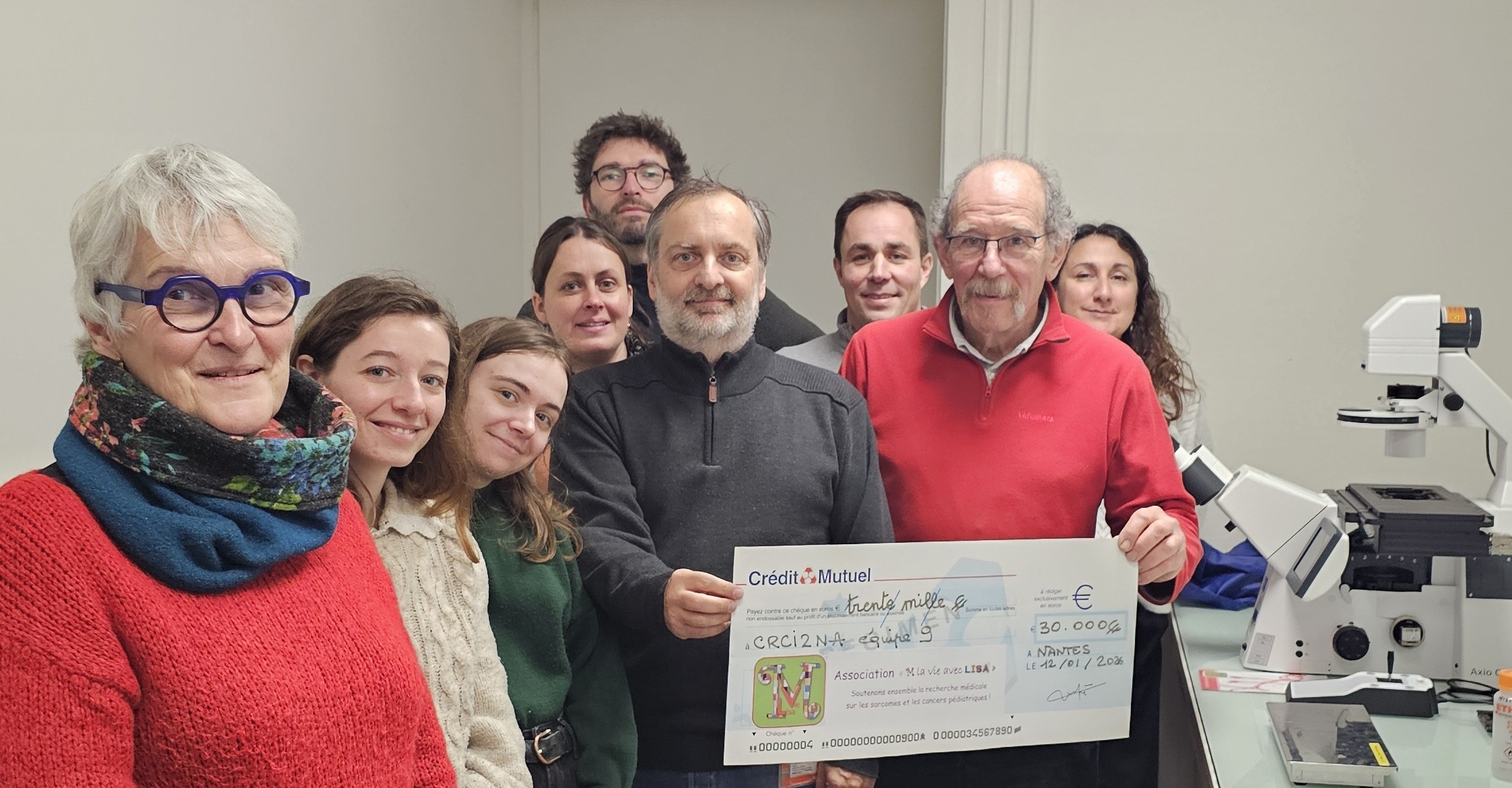 Remise de chèque au Labo CRCI2NA, équipe 9-CHILD, Nantes.