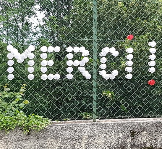 MERCI !